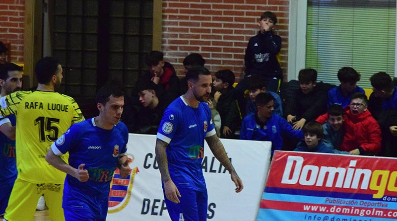 El FS Móstoles acaba la primera vuelta como líder invicto