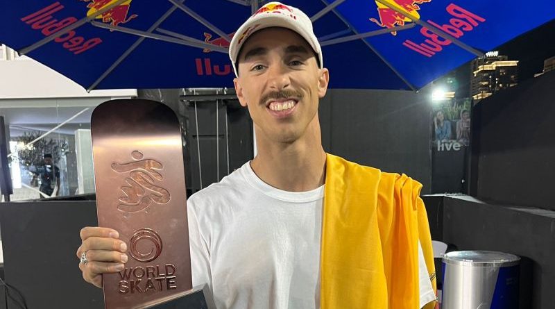 El mostoleño Dany León subió a lo más alto del podio en la primera prueba de la temporada del World Skateboarding Tour