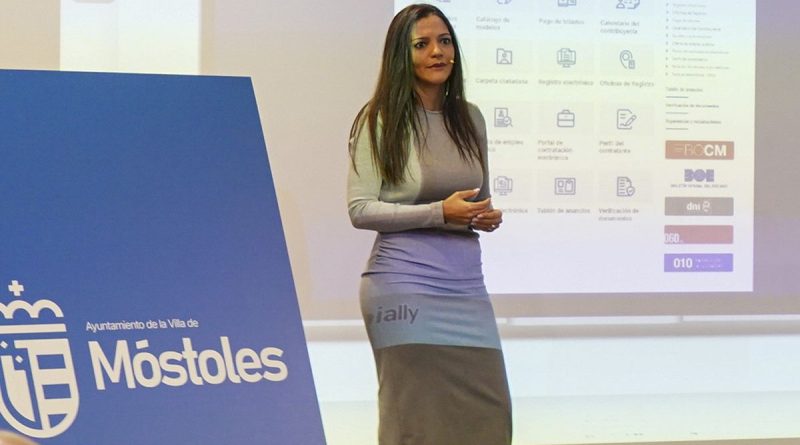 La concejala de Digitalización y Nuevas Tecnologías de Móstoles, Ana Mate (PP)