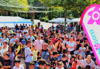 JugaMóstoles duplica su asistencia en 2026 y reúne a más de 1.800 personas en el Parque Finca Liana