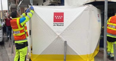 Muere un trabajador tras precipitarse desde la cubierta de un edificio en Móstoles