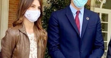 El PSOE quiere ‘reventar’ el día grande de las Fiestas de Móstoles para presentar a la ‘paracaidista’ murciana López Pagán junto a Pedro Sánchez
